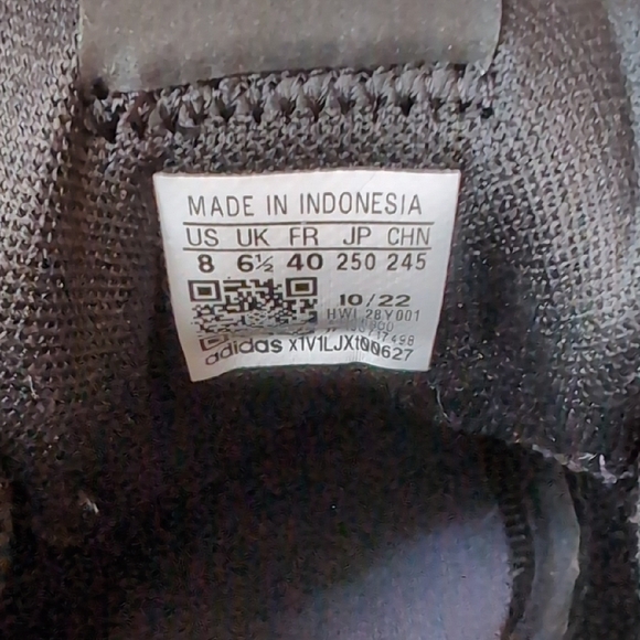 Adidas Black and Gold Sneakers - Picture 3 of 7